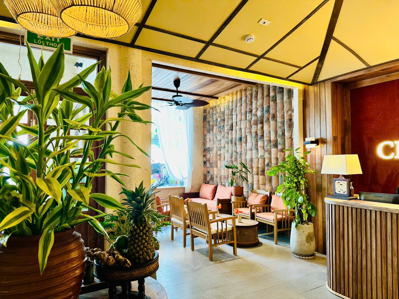    khu vực tiếp khách chi nhánh Charm spa - Grand Nha Trang
