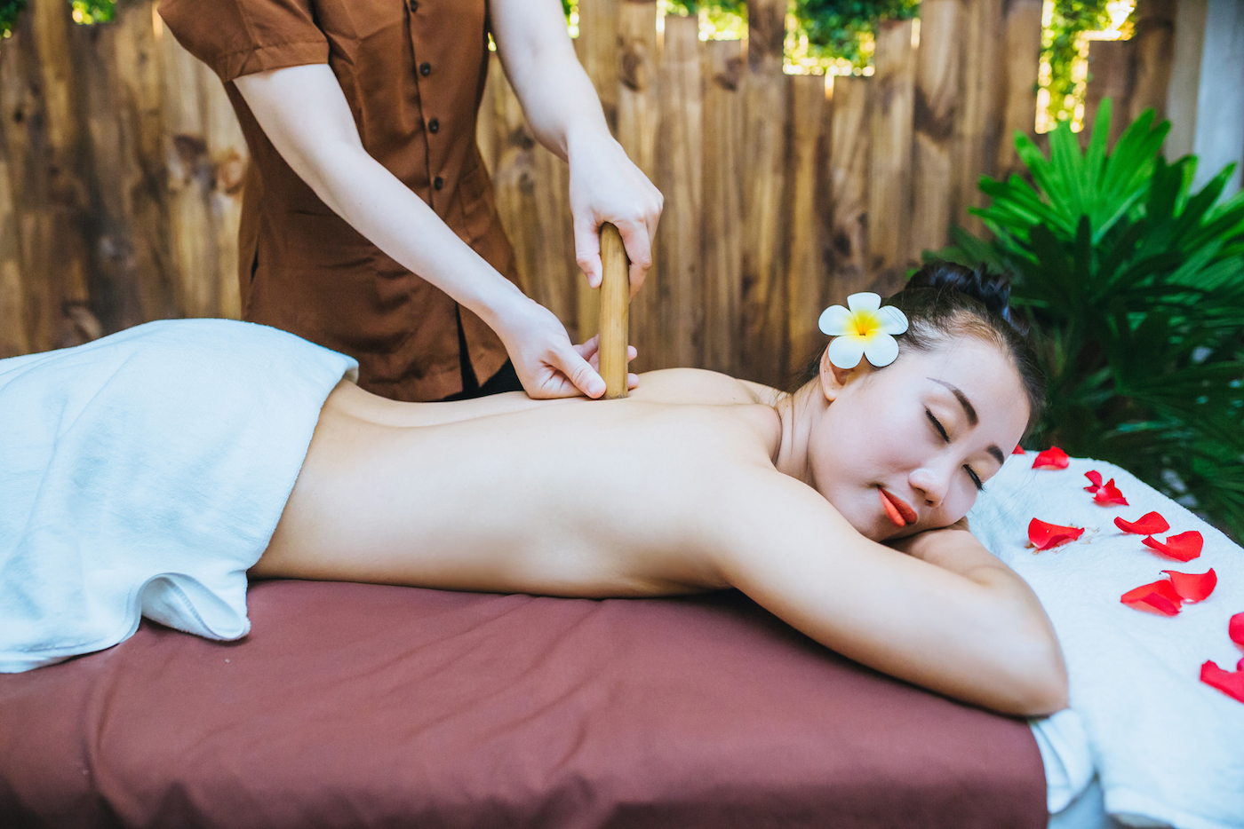 massage  ống tre