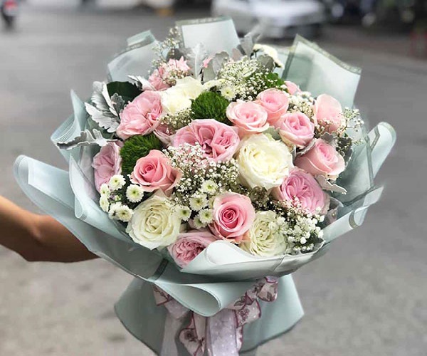 hoa hồng tặng bạn gái
