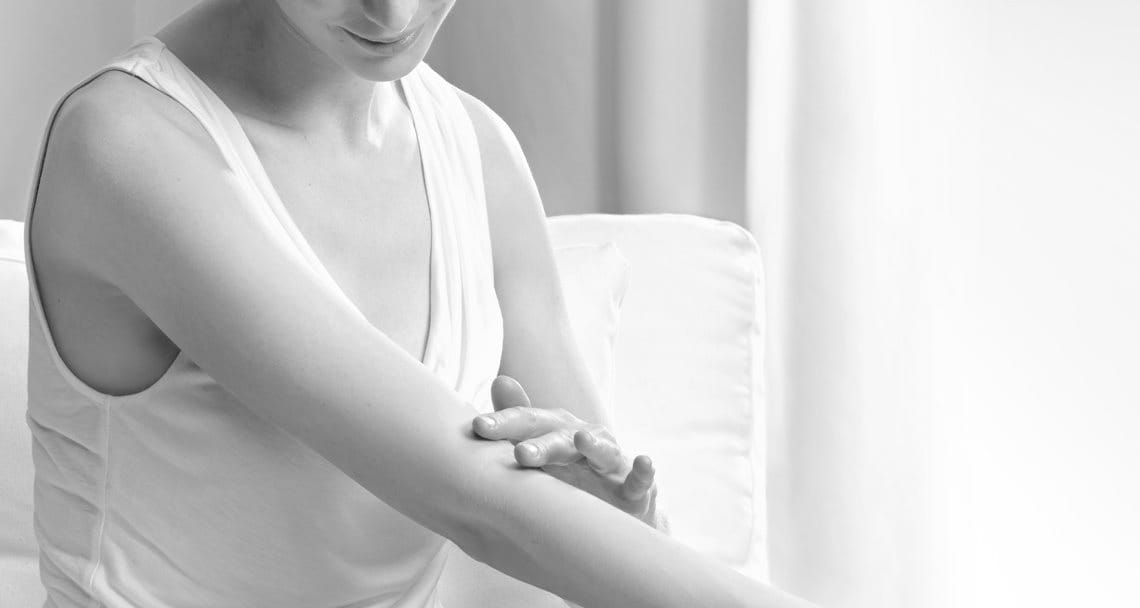 da bị kích ứng và bị bào mỏng